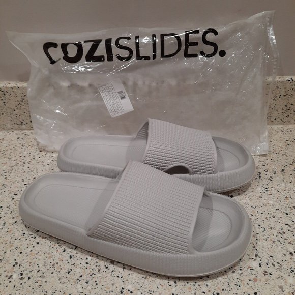 NEW Cozi Slides Gray Slip On US 11-11.5. EUR 44-45. UK 10-11 - Picture 1 of 5